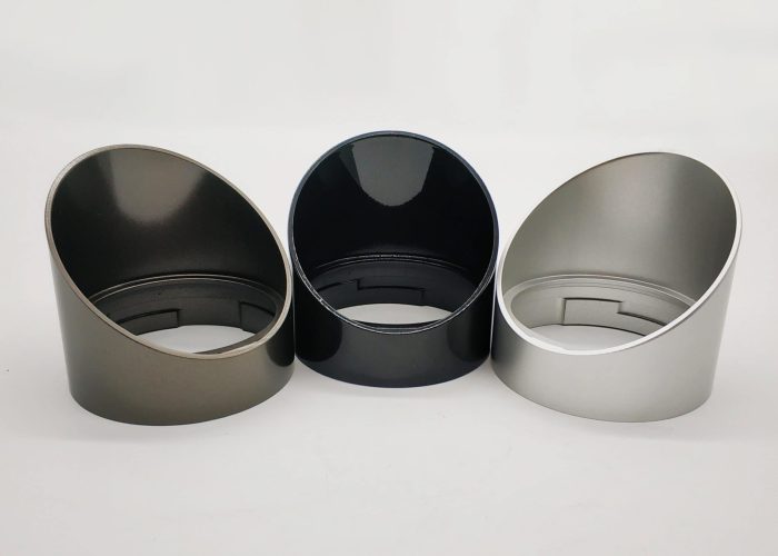 Short garden light shield manufactured by CNC turning and milling, made from aluminum alloy (6061 or 6063), finished with powder coating (electrostatic powder painting) or anodizing in three colors: matte dark gunmetal, glossy black, and pearl silver (fine sand texture powder coating or anodized silver), designed for outdoor and garden equipment.